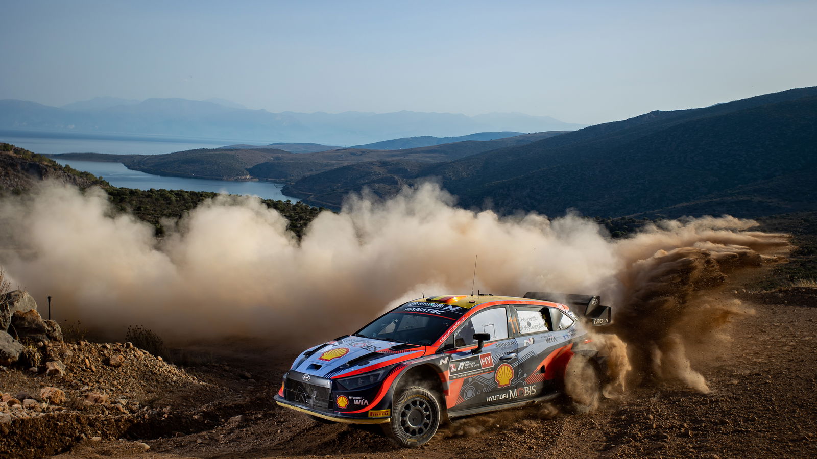 Rapid Neuville inherits Acropolis Rally lead as Loeb retires